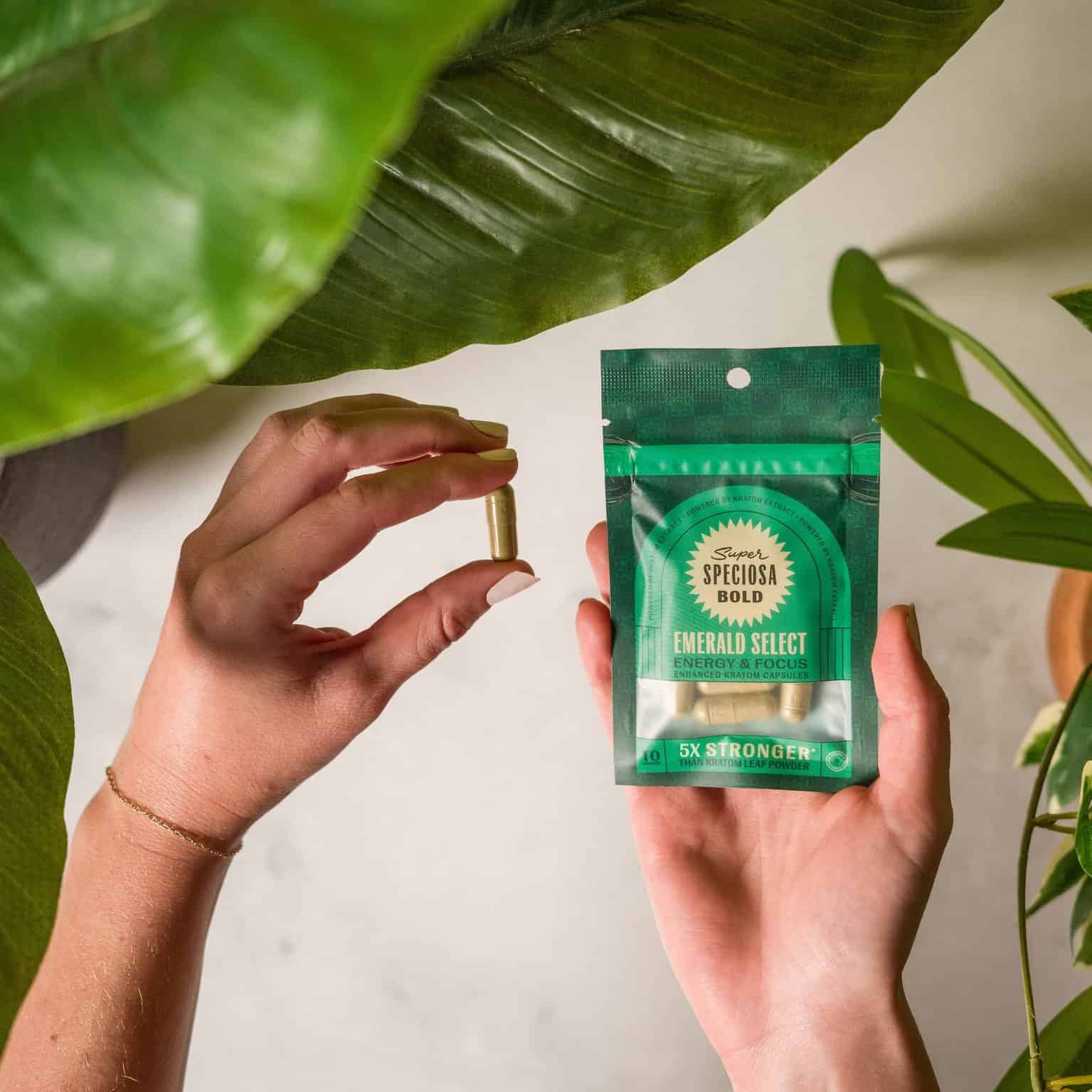 Emerald Select Enhanced Kratom Capsules | Super Speciosa